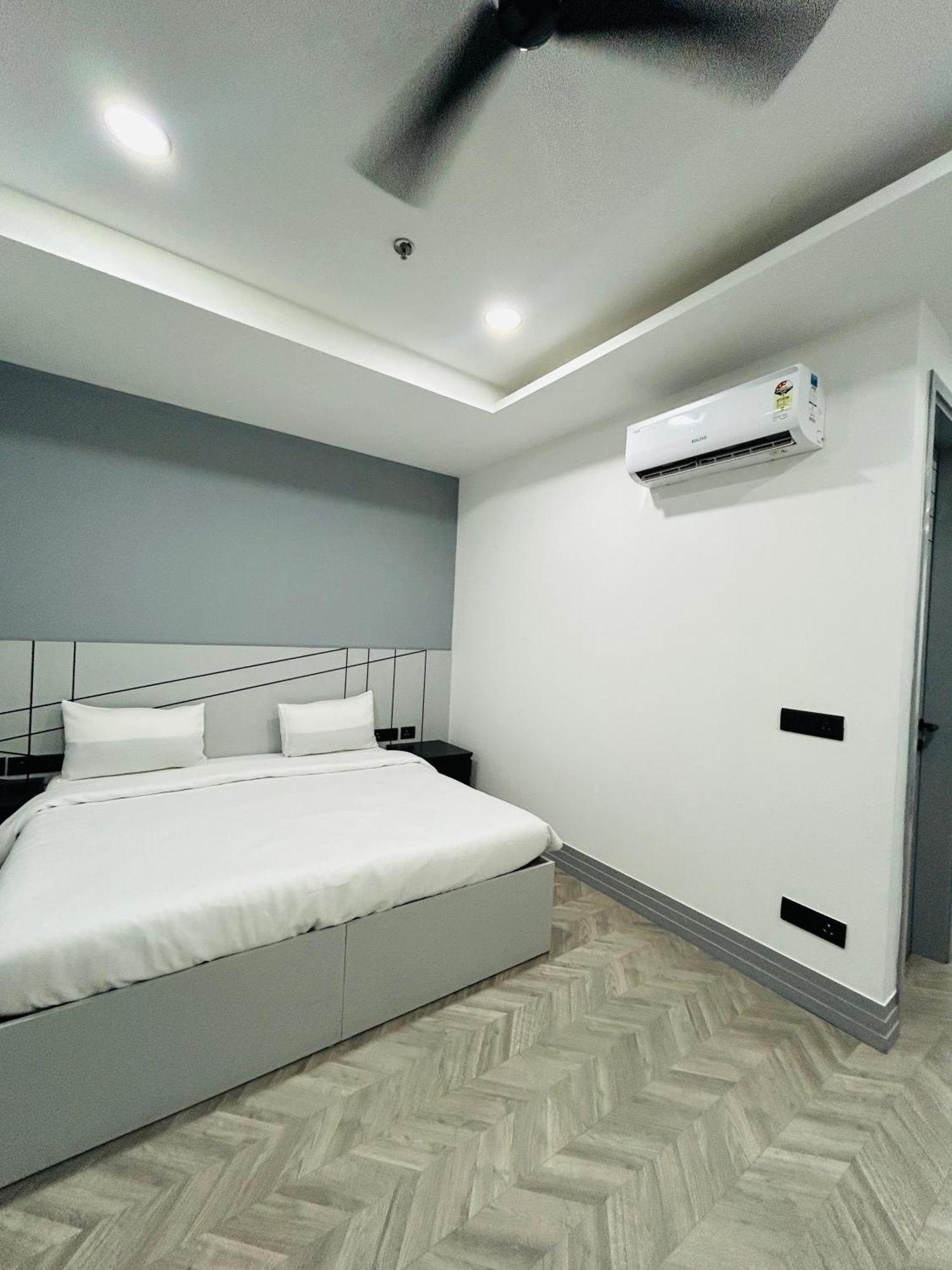 Bedchambers Serviced Apartment, Golf Course, Gurgaon Ngoại thất bức ảnh