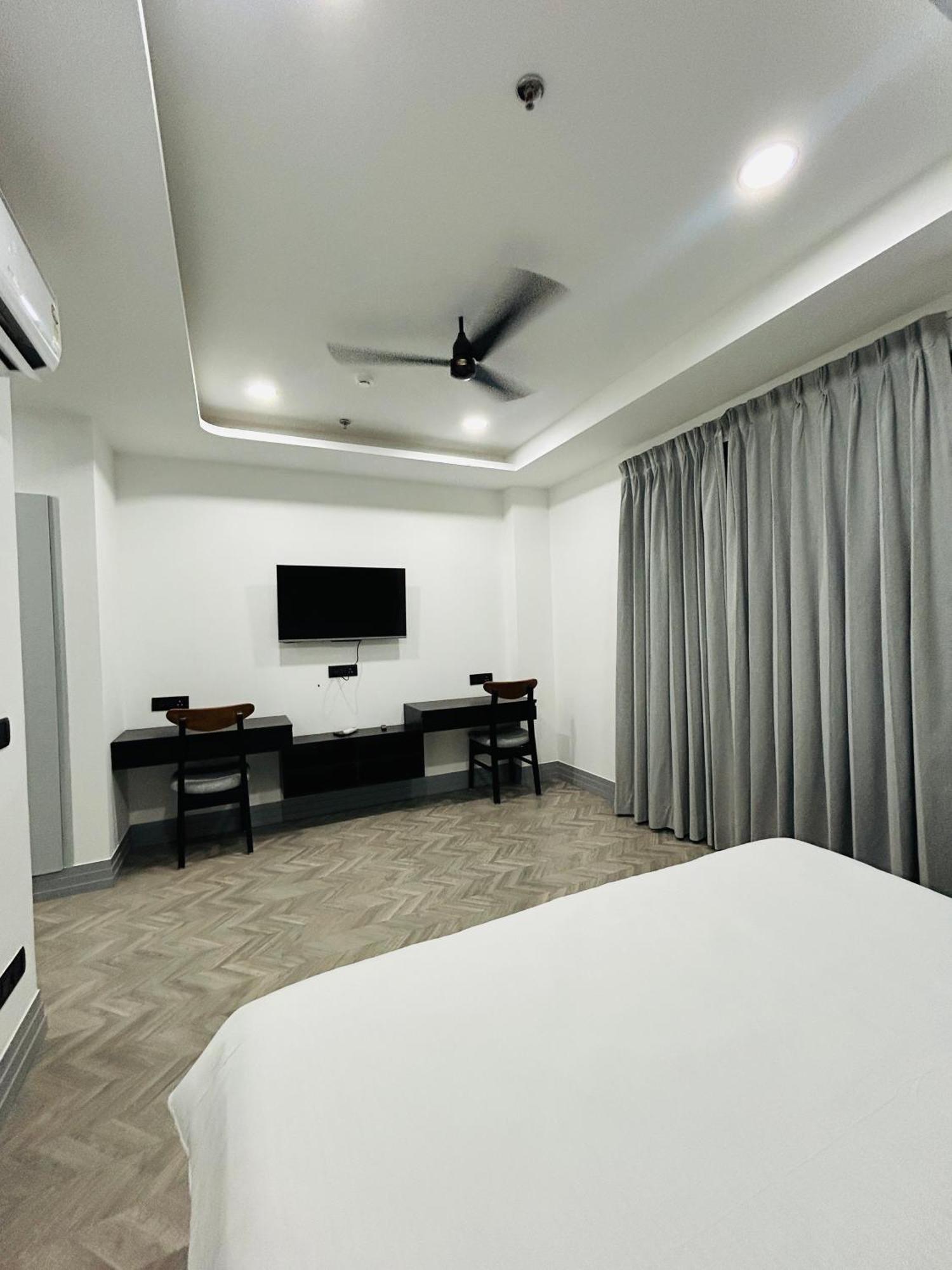 Bedchambers Serviced Apartment, Golf Course, Gurgaon Ngoại thất bức ảnh