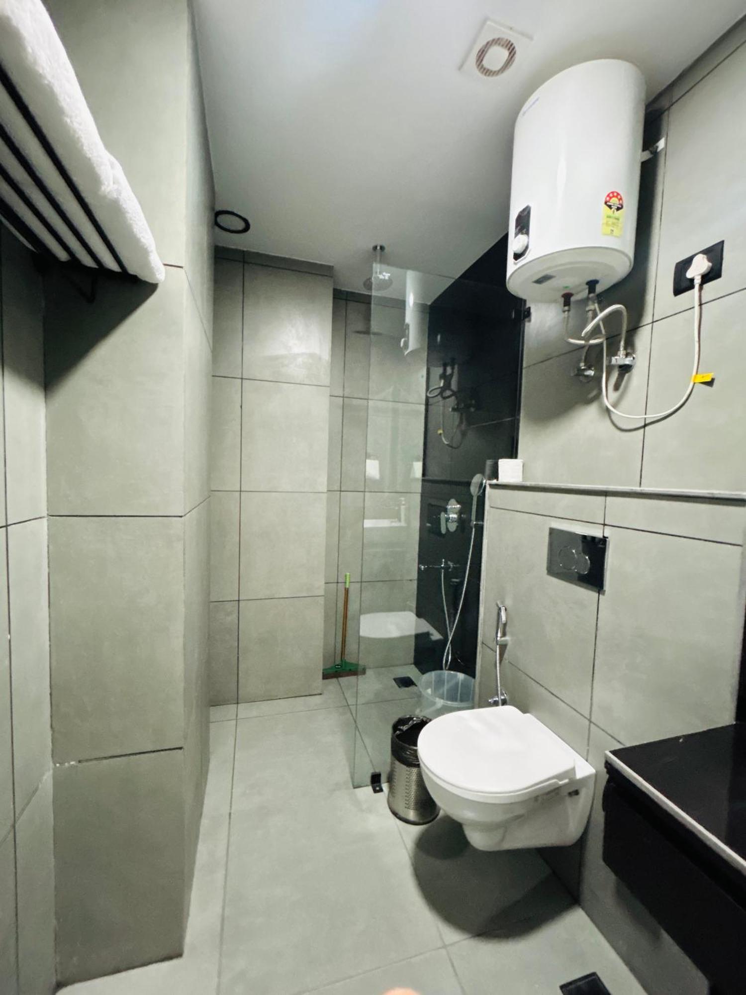 Bedchambers Serviced Apartment, Golf Course, Gurgaon Ngoại thất bức ảnh