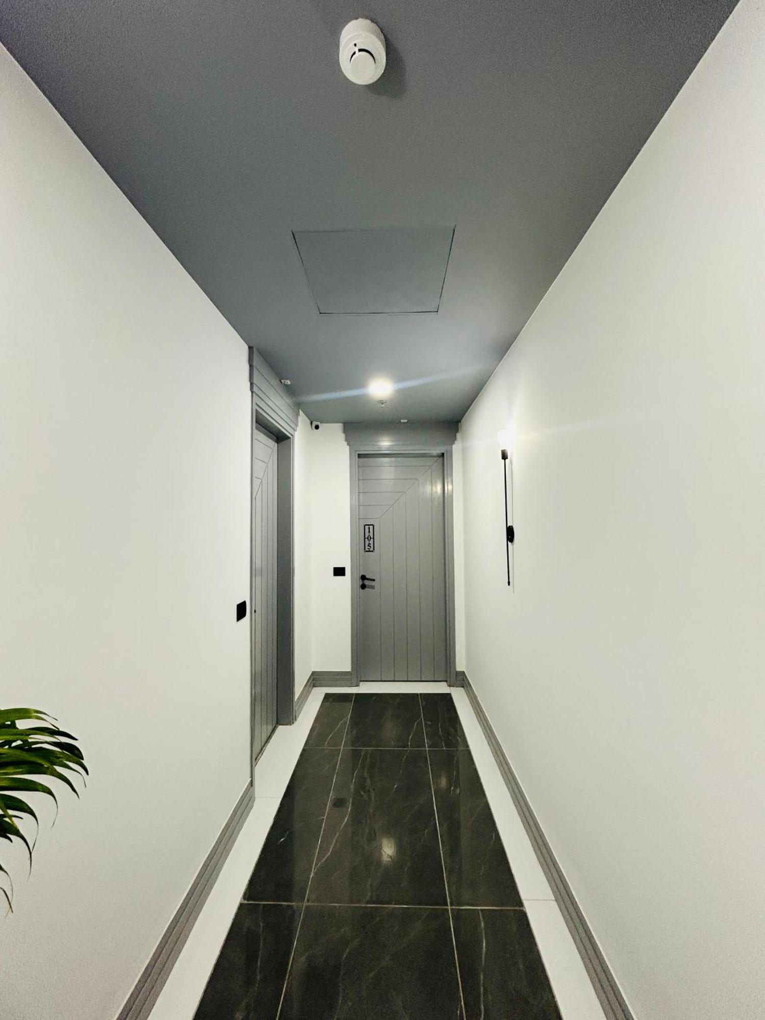 Bedchambers Serviced Apartment, Golf Course, Gurgaon Ngoại thất bức ảnh
